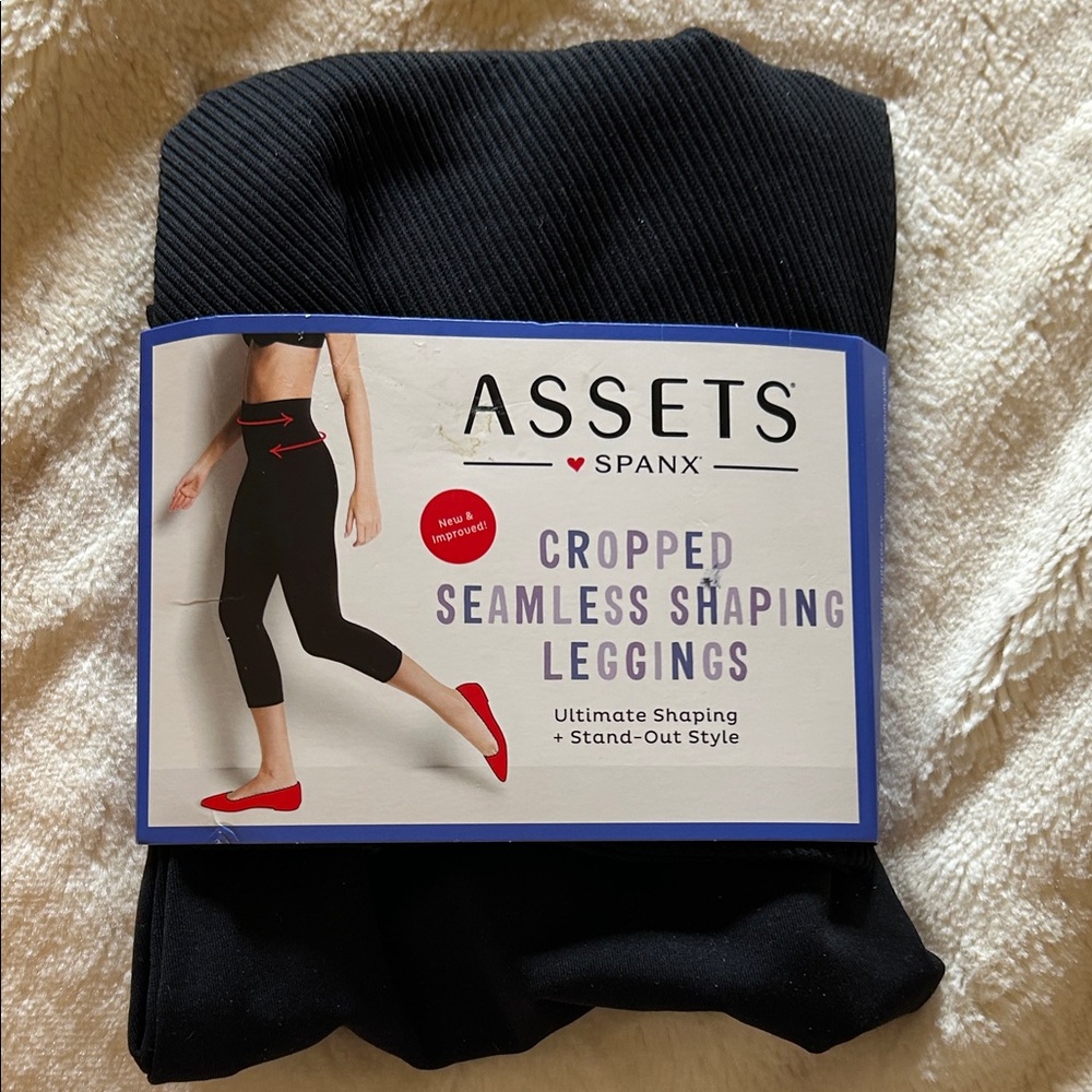 SPANX ASSETS Cropped Seamless Shaping Leggings - Black